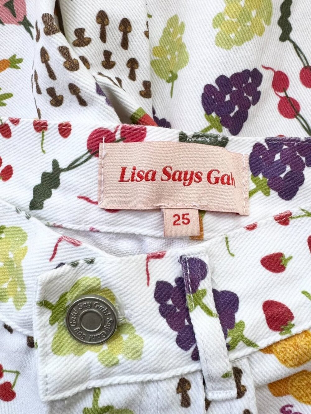 Lisa Says Gah Robyn Wide-Leg Jeans Farmers Market Fruit Print 25 - Picture 8 of 13
